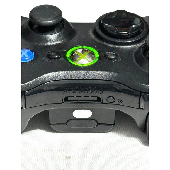 Microsoft Xbox 360 OEM Wireless Controller Black Un-Tested (Lights Up) - Picture 8 of 10